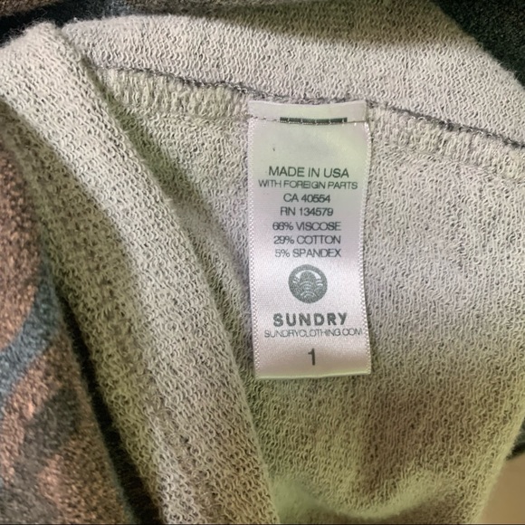 Sundry ~Camo Crop Small Hoodie in Heather Gray - Picture 9 of 12